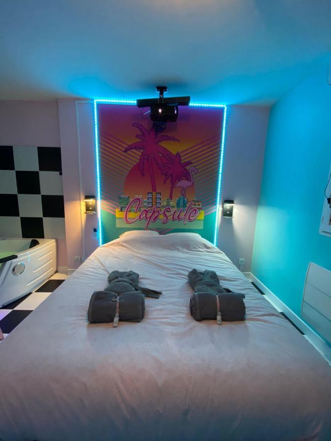 Capsule Miami Vice - Jacuzzi - Billard - Ecran Cinema & Netflix - Ping-Pong - Nintendo & Jeux- Liévin Eksteriør billede